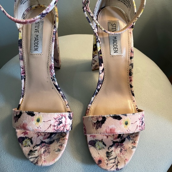 STEVE MADDEN - Carrson Shoes - Picture 3 of 8